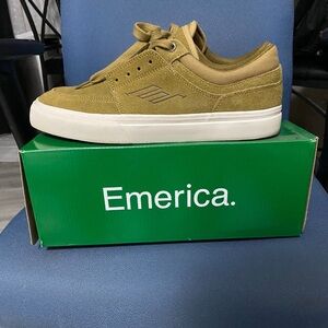 Emerica. Men's Olive Sneakers